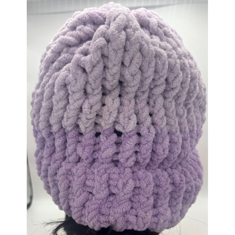 Handmade Chunky Knit Beanie Hat Thick Winter Cap Lavender Purple One Size - Picture 3 of 6